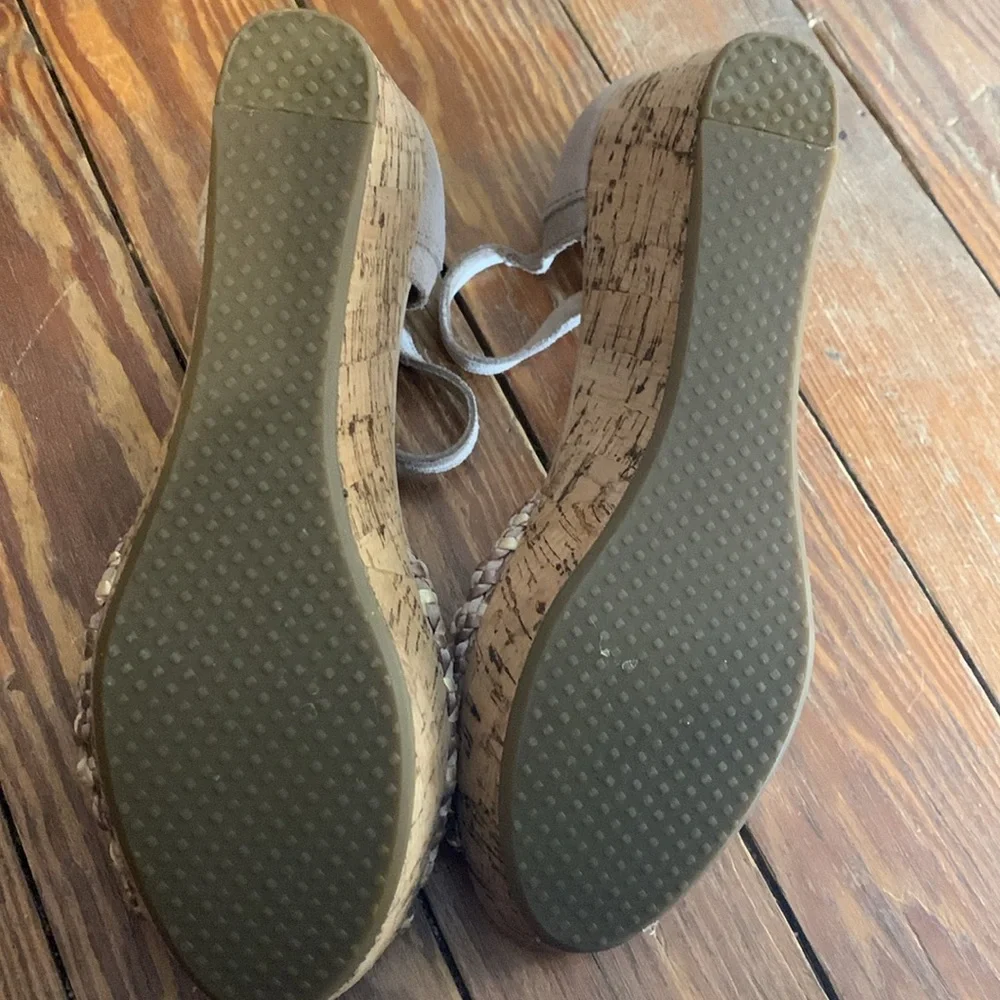 Toms Cork Heeled Ribbon Peep Toe Wedges - Picture 9 of 9